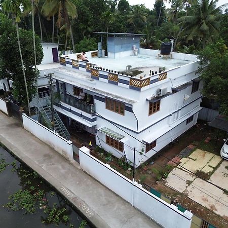 Paddy N Canal Homestay Alappuzha Exterior photo